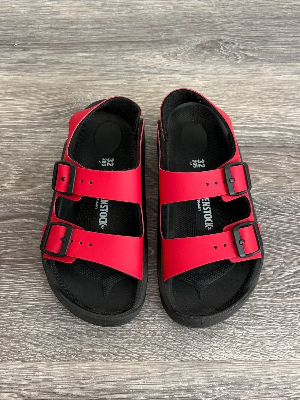 Birkenstock Kids Red Two-Strap Sandals with Black Footbed Size 32 (1.5)